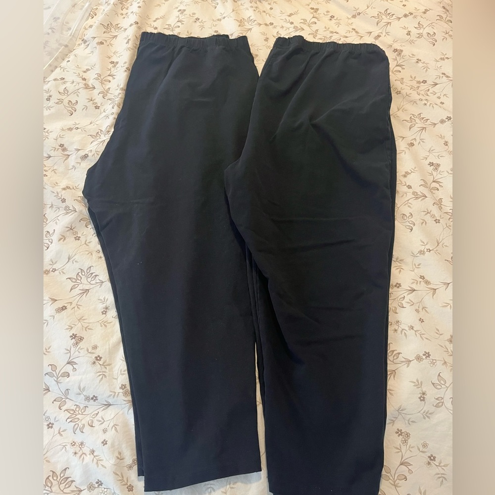 2 Pair of Leggings